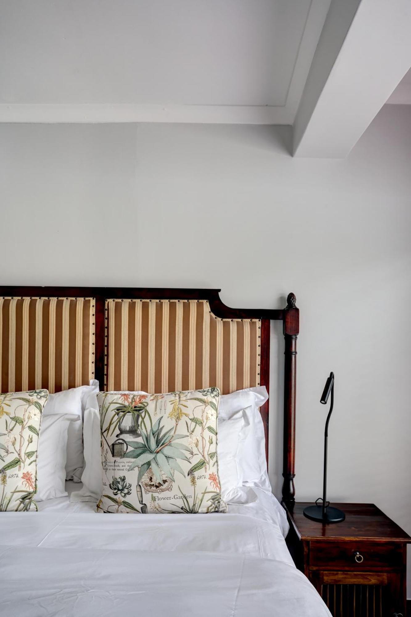 Beautiful Abalone Hotel Hermanus Buitenkant foto